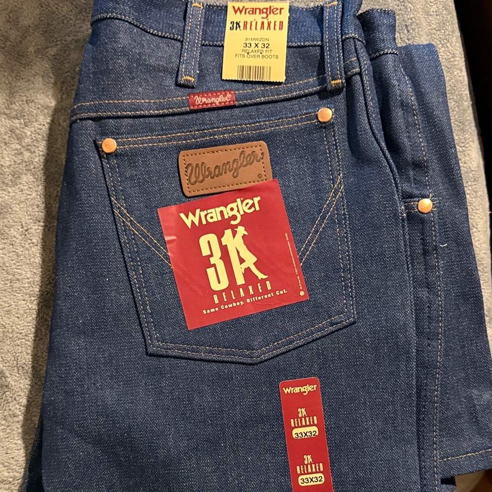 Wrangler Men's Dark Blue Relaxed Jeans